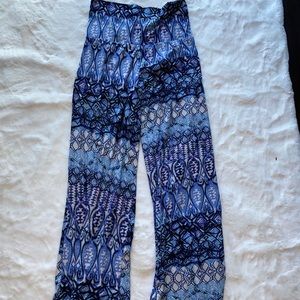 Flowey wide leg pants